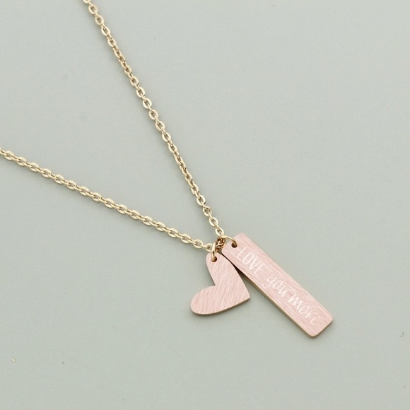 LAST CHANCE ❤️Valentine’s ❗️ Heart & Bar Necklace - Picture 3 of 3